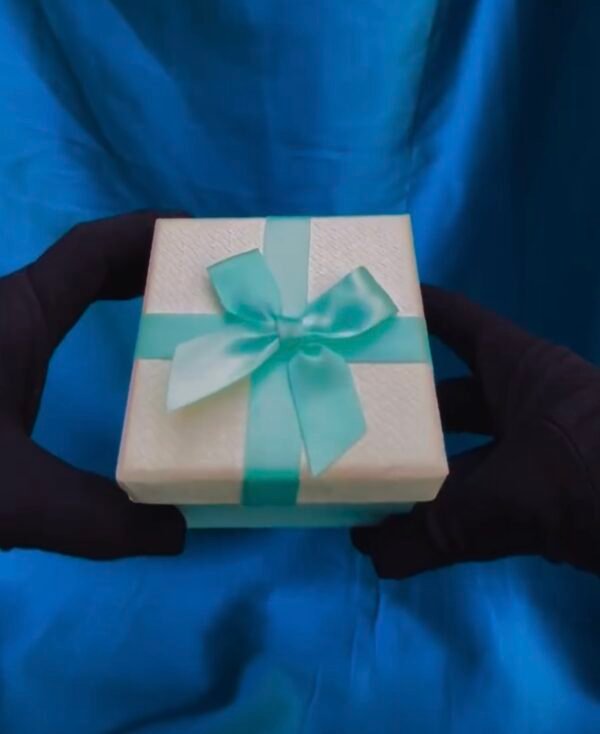 Bracelet With Gift Box - Image 5